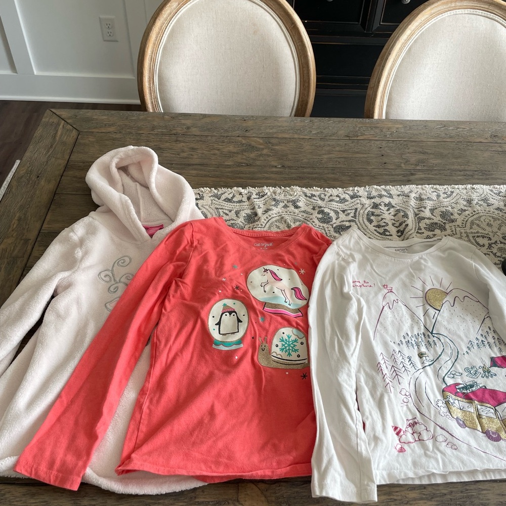 Girls fall/winter shirts. Size 7-8